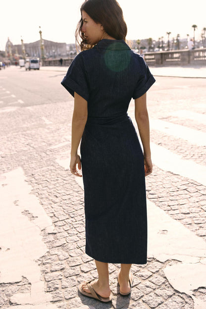 LeRoxy | Denim Jurk met Knoopsluiting en Vrouwelijke Pasvorm | Stijlvol en Comfortabe