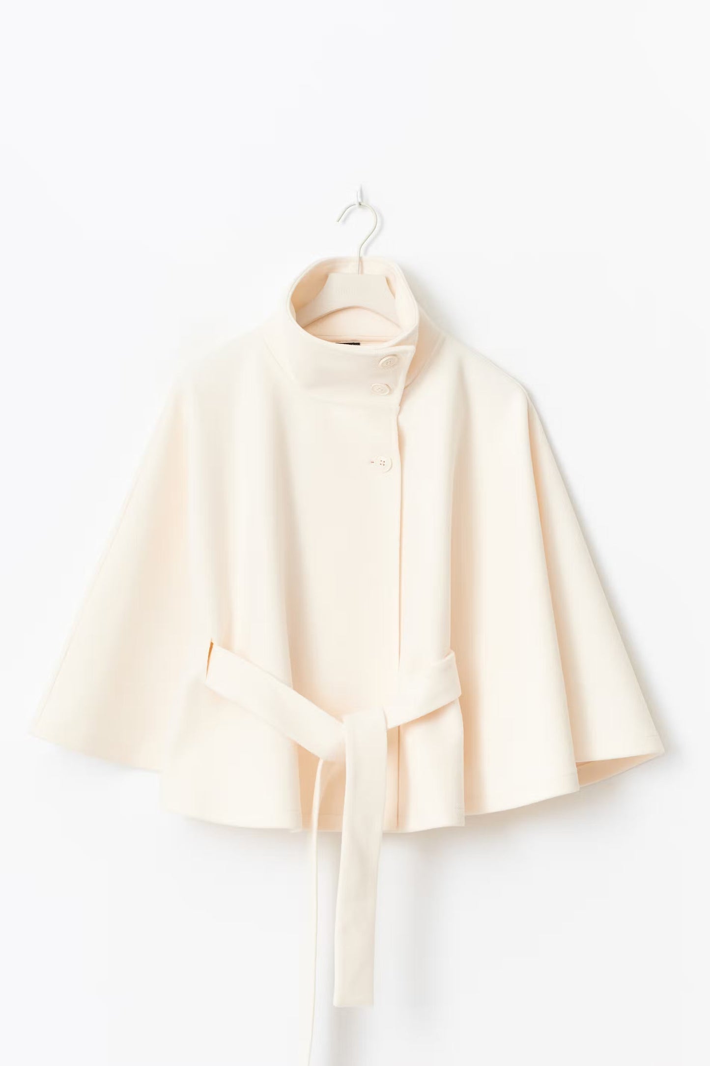 LeRoxy | Dames Capejas | Hoge Kraag, Ceintuur & Elegante Cape-mouwen