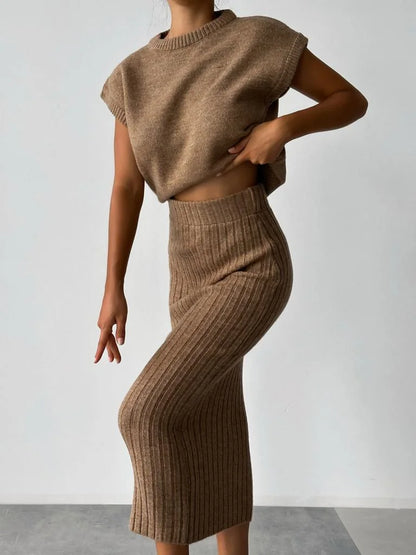 LeRoxy Elegante Mouwloze Vest & Gebreide Rok – Stijlvolle en Comfortabele Mode voor Elke Gelegenheid