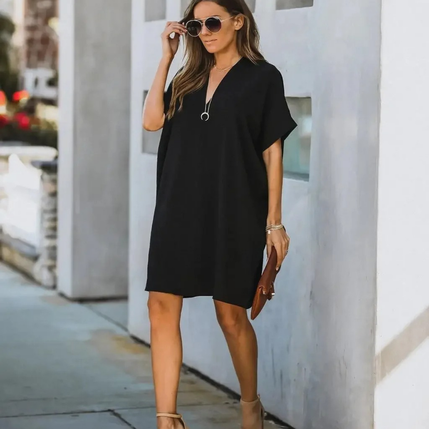LeRoxy | Zwarte V-Hals Strandjurk | Elegante & Comfortabele Zomerjurk