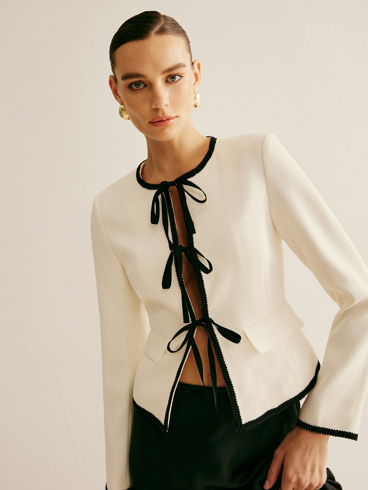 LeRoxy | Blazer Dames | Regular Fit | Contrasterende Bies & Striksluiting | LeRoxy Couture
