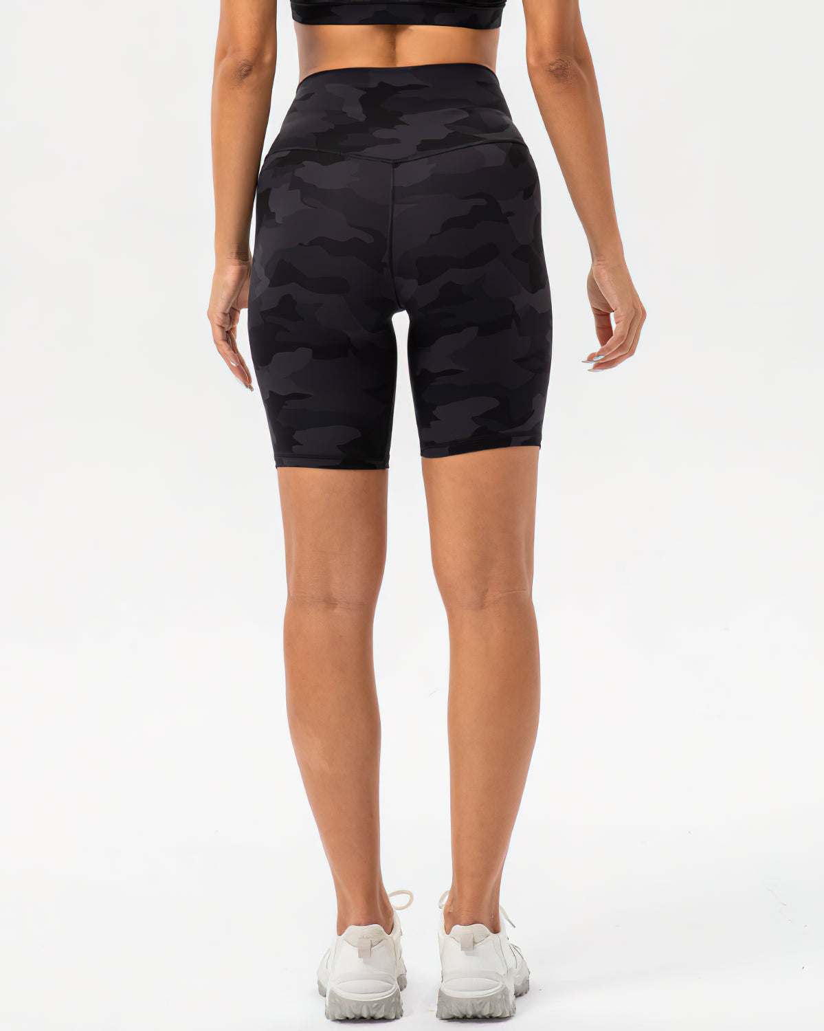LeRoxy | Camo Korte Broek | Zwart: Stijlvolle en Comfortabele Camo Korte Broek voor Mannen