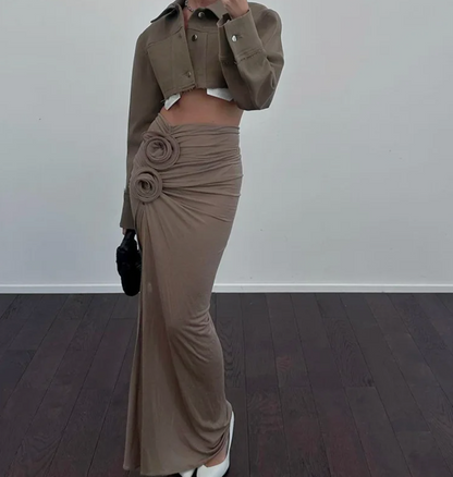 LeRoxy | Stijlvolle Bruine Maxi-Rok met Hoge Split en Ringdetails | Perfect voor Elke Gelegenheid
