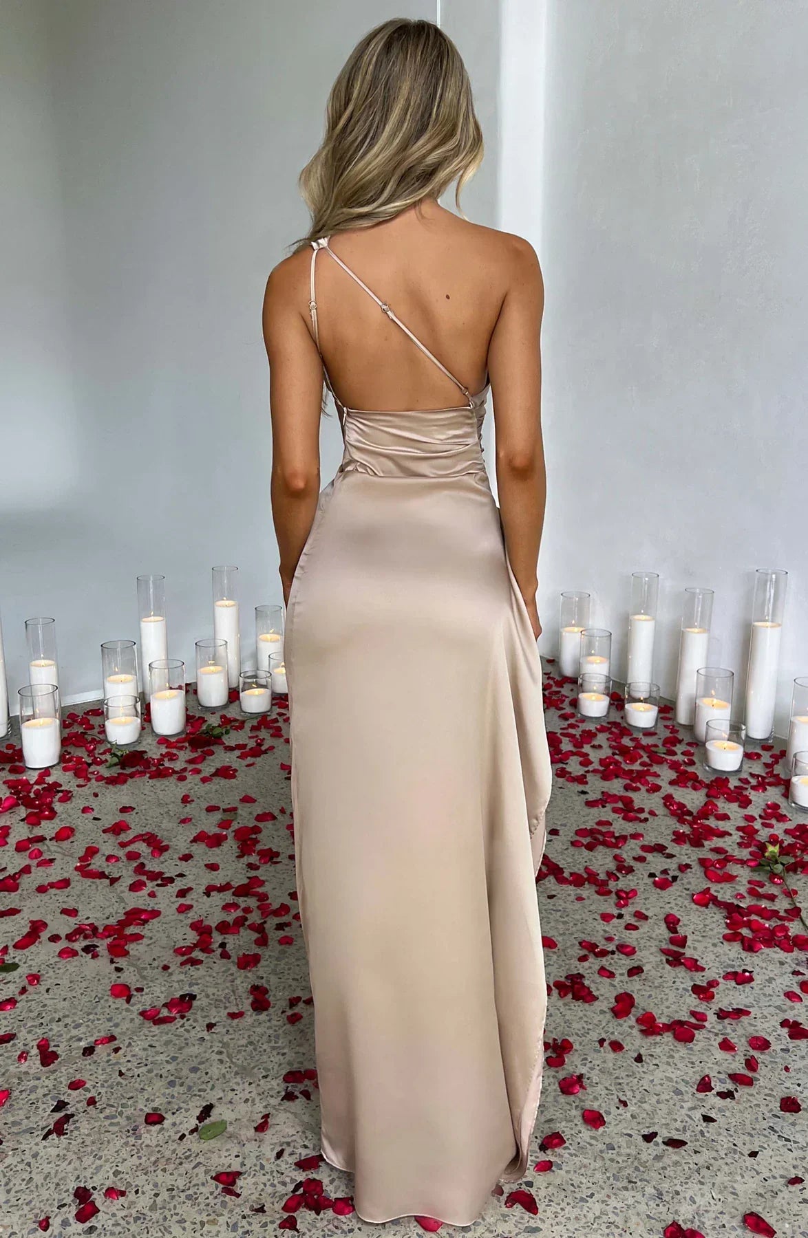 LeRoxy | Elegante Satijnen Splitjurk | Eén Schouder Avondjurk | Luxe Damesmode