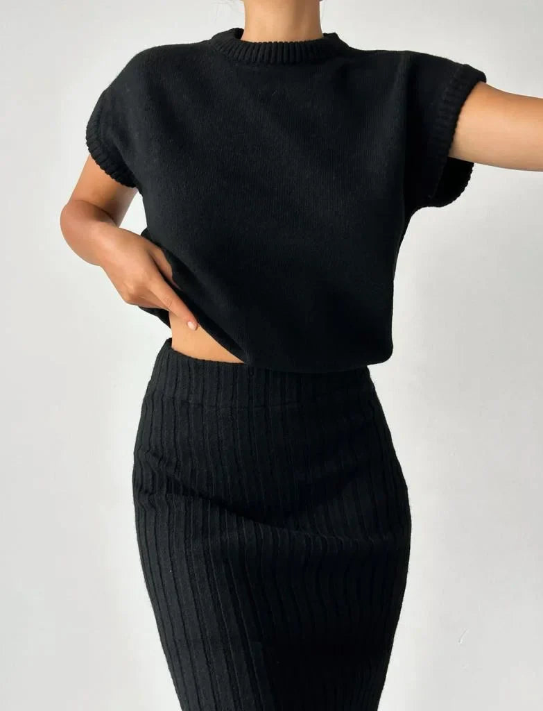 LeRoxy Elegante Mouwloze Vest & Gebreide Rok – Stijlvolle en Comfortabele Mode voor Elke Gelegenheid