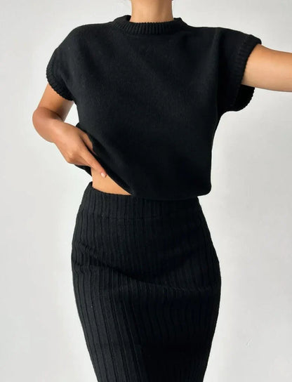 LeRoxy Elegante Mouwloze Vest & Gebreide Rok – Stijlvolle en Comfortabele Mode voor Elke Gelegenheid