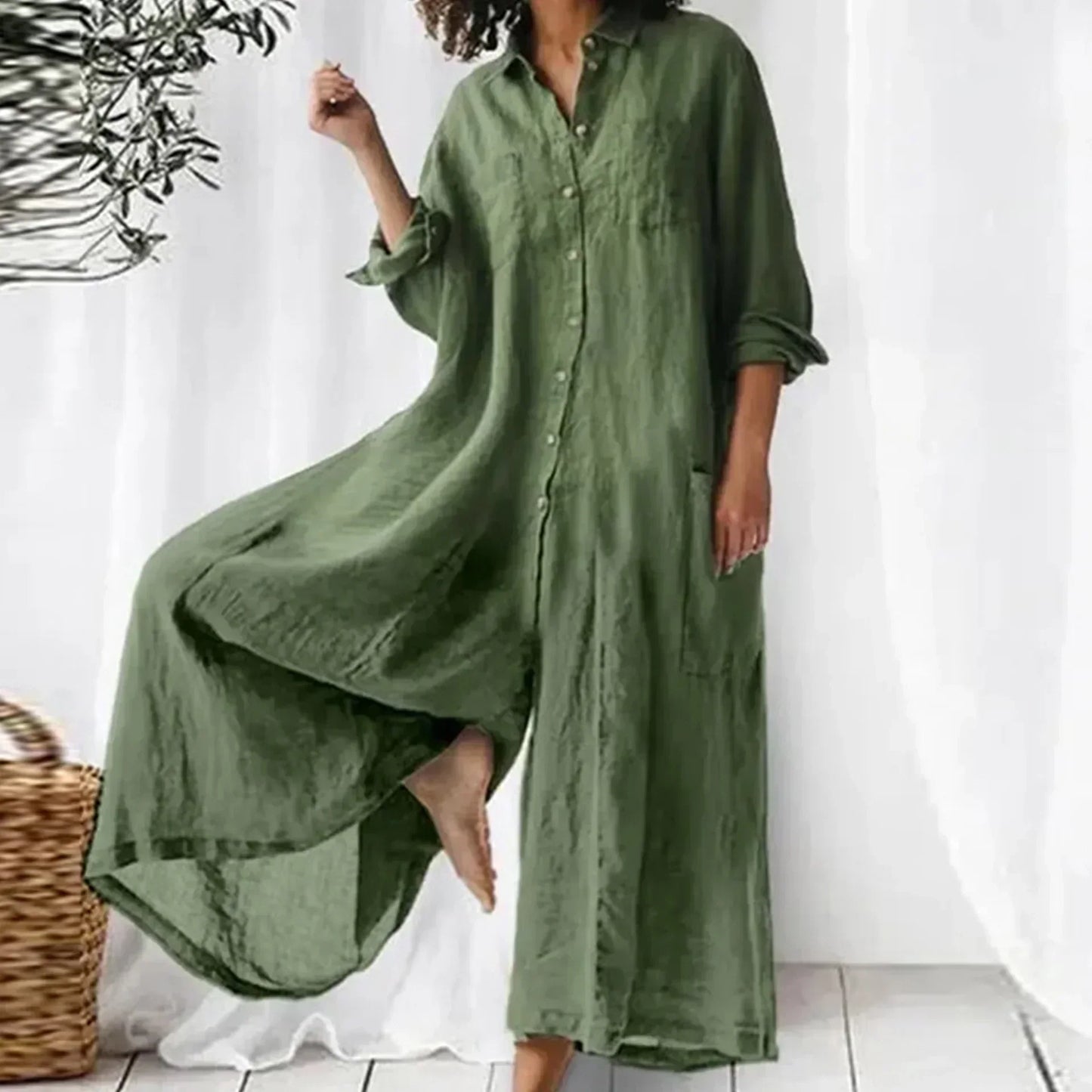 LeRoxy | Losse dames jumpsuit met knoopsluiting en comfortabele pasvorm
