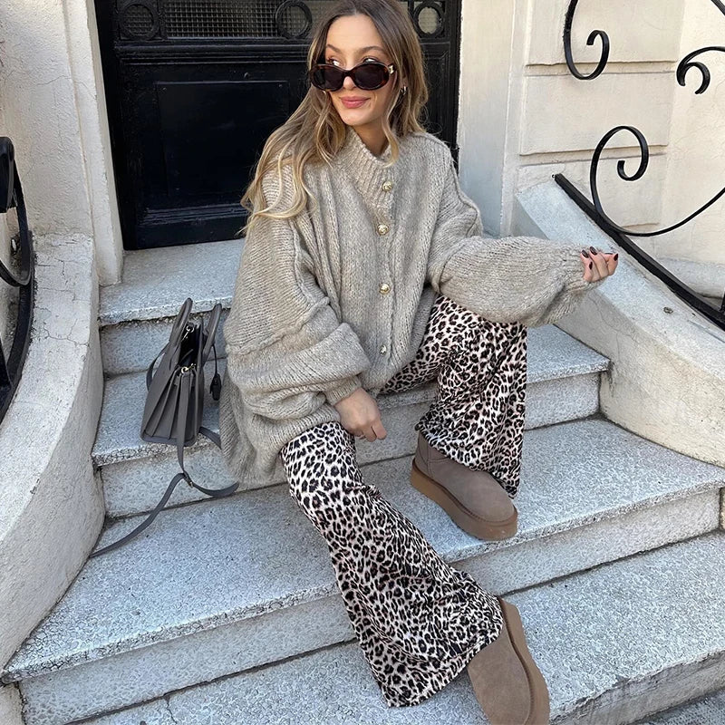 LeRoxy | Oversized Gebreid Damesvest | Cardigan met Gouden Knopen | Beige Designerstijl